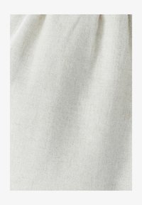 Ausgewählt, natural