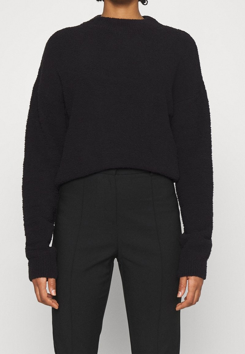 NA-KD Strickpullover - black