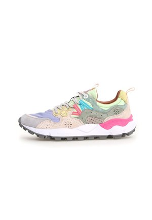 Trainers - light grey lilac