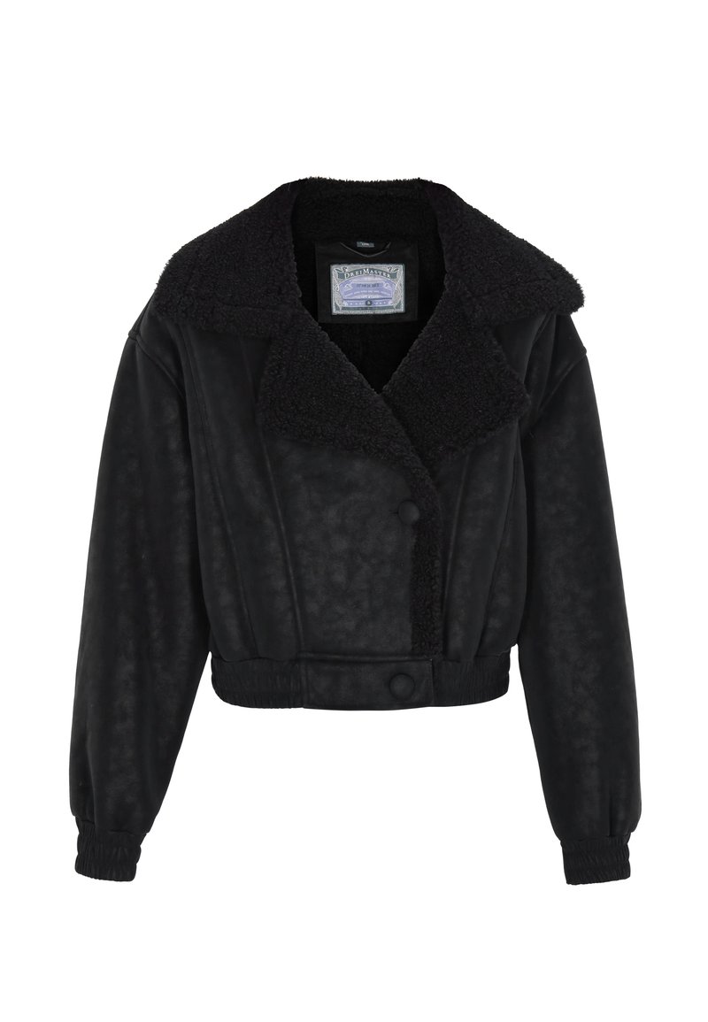 Veste noire courte avec col et poignets texturés en fausse fourrure, dotée d'un corps lisse et d'une fermeture à boutons à l'avant.