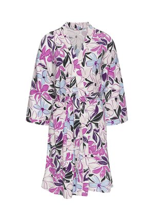 Blumenkimono aus leichtem Stoff mit rosa, lila und blauen Blumen sowie schwarzen Blättern, Wickeldesign und passendem Gürtel.