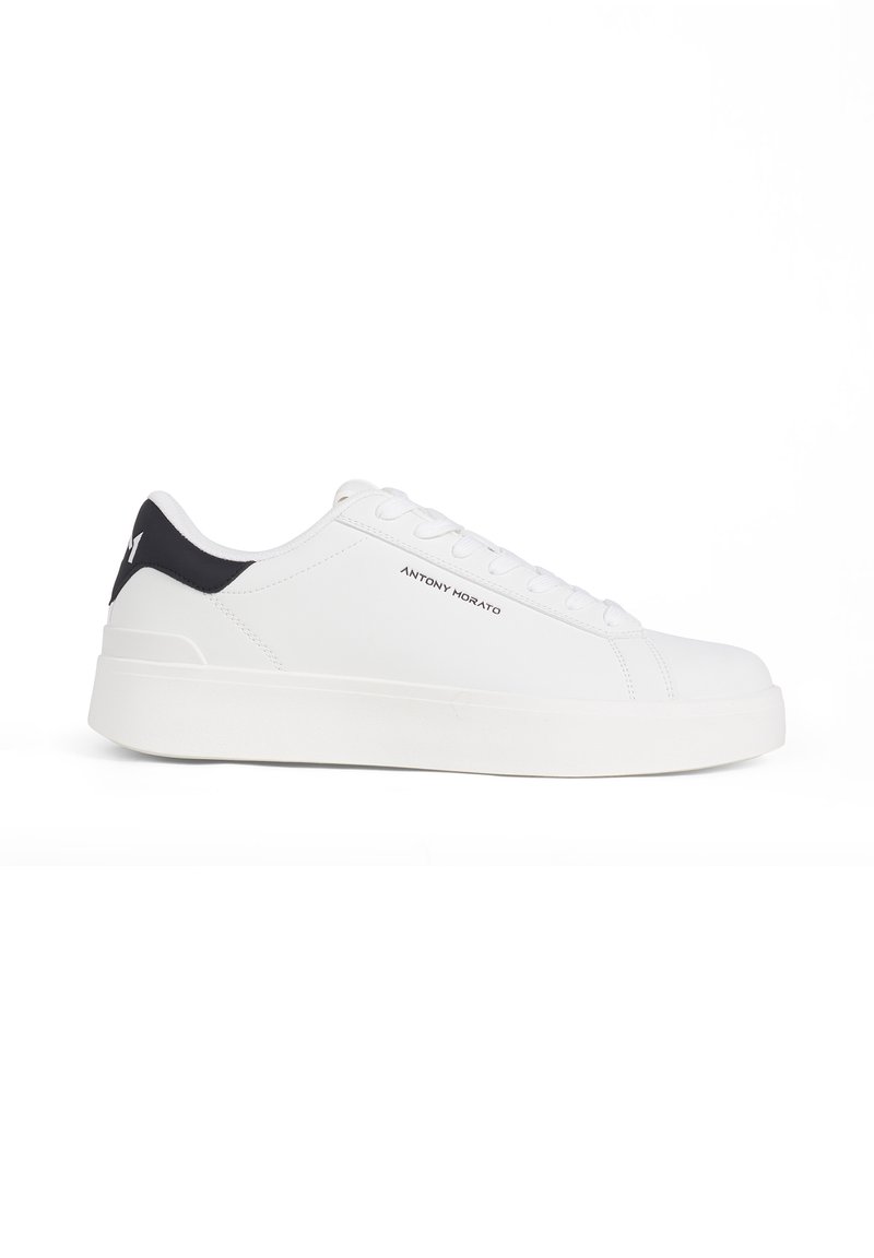 Antony Morato SNEAKER TRAVIS IN LOGO ACCENTS ON UPPER FLAT - Zapatillas ...