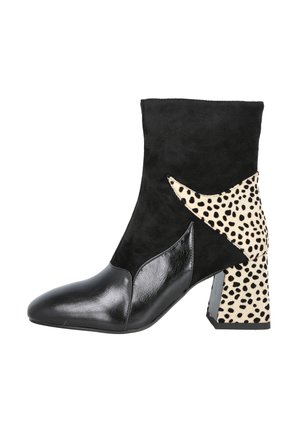 TALÓN LEOPARDO DE TACÓN CUADRADO - Botines - black
