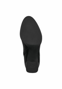 Thumbnail Image 4