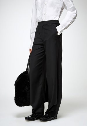 LARYSSA - Pantalon classique - black