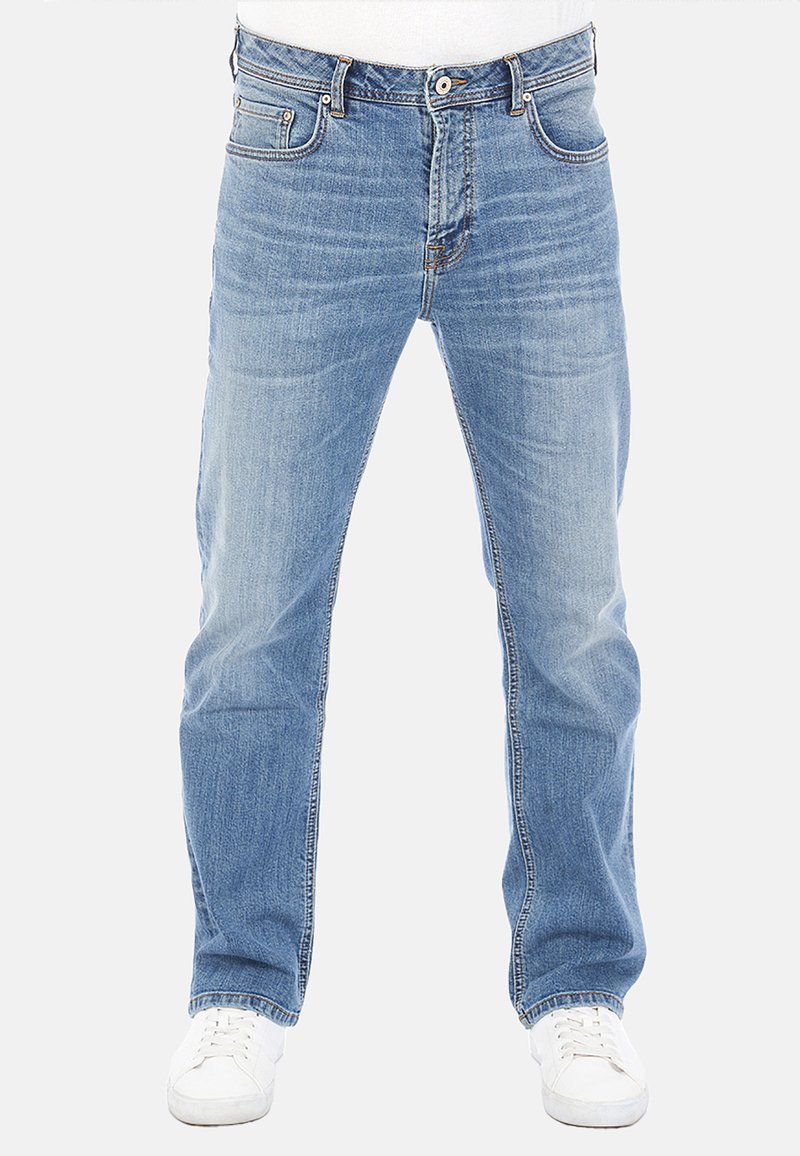 Jeans in denim azzurro chiaro con taglio a gamba dritta, caratterizzati da cuciture in vista, chiusura con bottoni e design a cinque tasche.