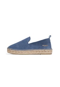 Unselected, avio suede