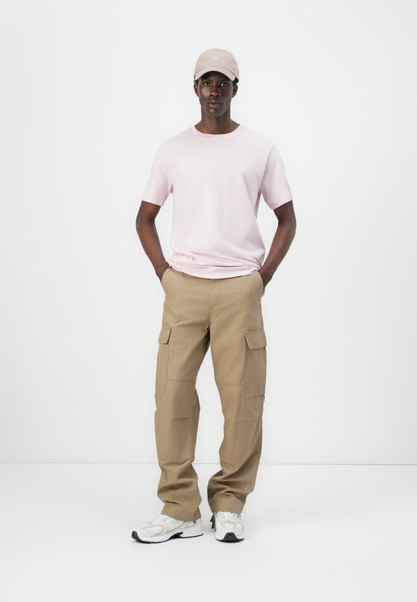 STANDARD FIT LEFT CHEST STAR TEE UNISEX - Basic T-shirt3