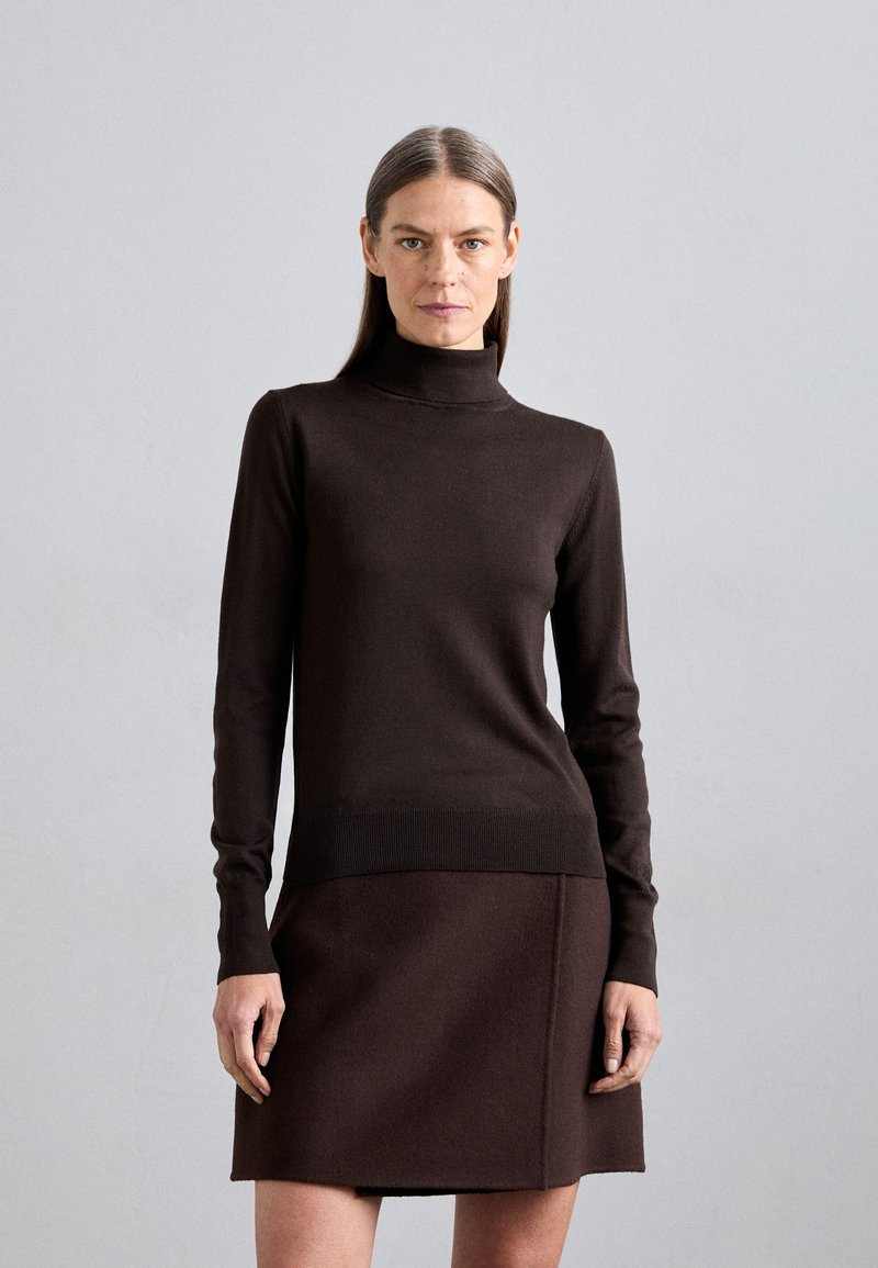 Filippa K TURTLE NECK - Jumper - mocha