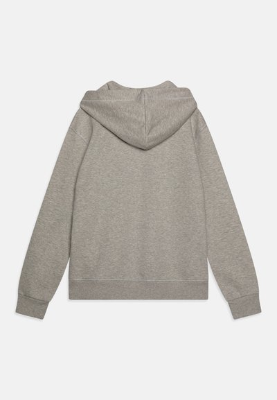 Grå hoodie med dragsko i huvan, ribbade muddar och nederkant. Tillverkad av ett mjukt tyg med en slät yta och minimal sömnadsdetalj.