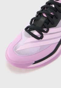 adidas Performance ADIZERO SELECT 3.0 - Kosárlabdacipők - powder plum/core black/preloved purple