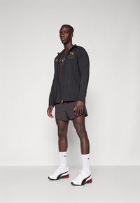 Puma HYROX RUN JACKET - Jakna za treniranje - black
