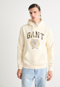 GANT FRONT GRAPHIC  - Mikina s kapucňou - cream
