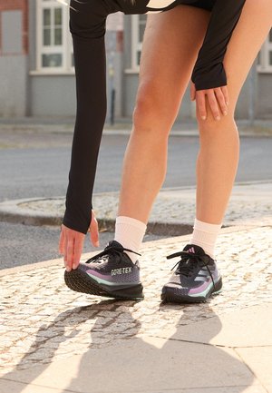 adidas Performance Obuwie do biegania treningowe