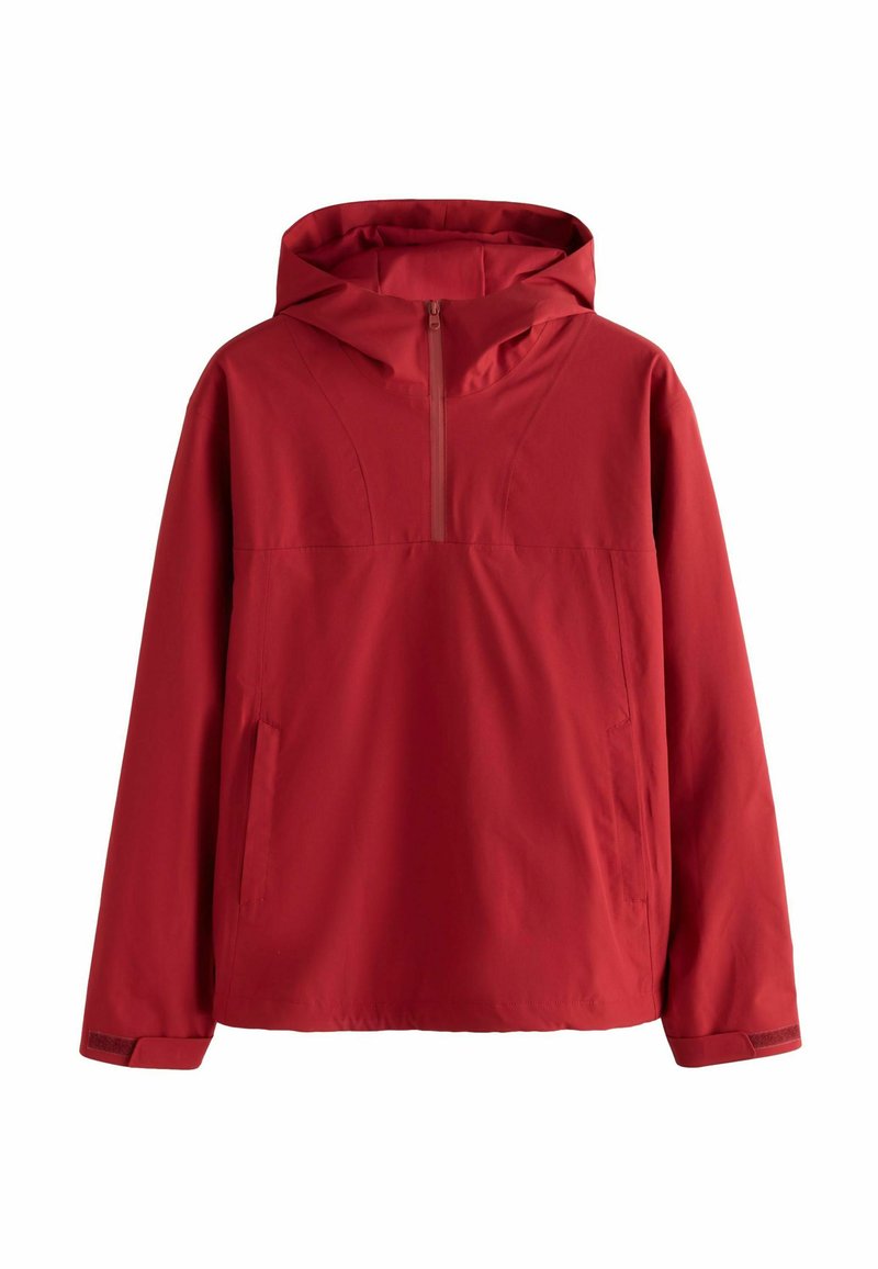 Röd vindjacka med en ficka fram, halvdragkedja och justerbar huva; slät textur, lätt material och minimalistisk design.