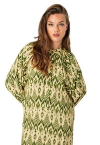 Unmade Copenhagen KATYUM - Vestido informal - print offwhite green