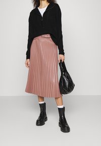 Morgan Gonna a campana - light pink