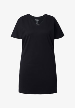 Schwarzes Kurzarm-V-Ausschnitt-T-Shirt aus 100 % Baumwolle, auf weißem Hintergrund dargestellt.