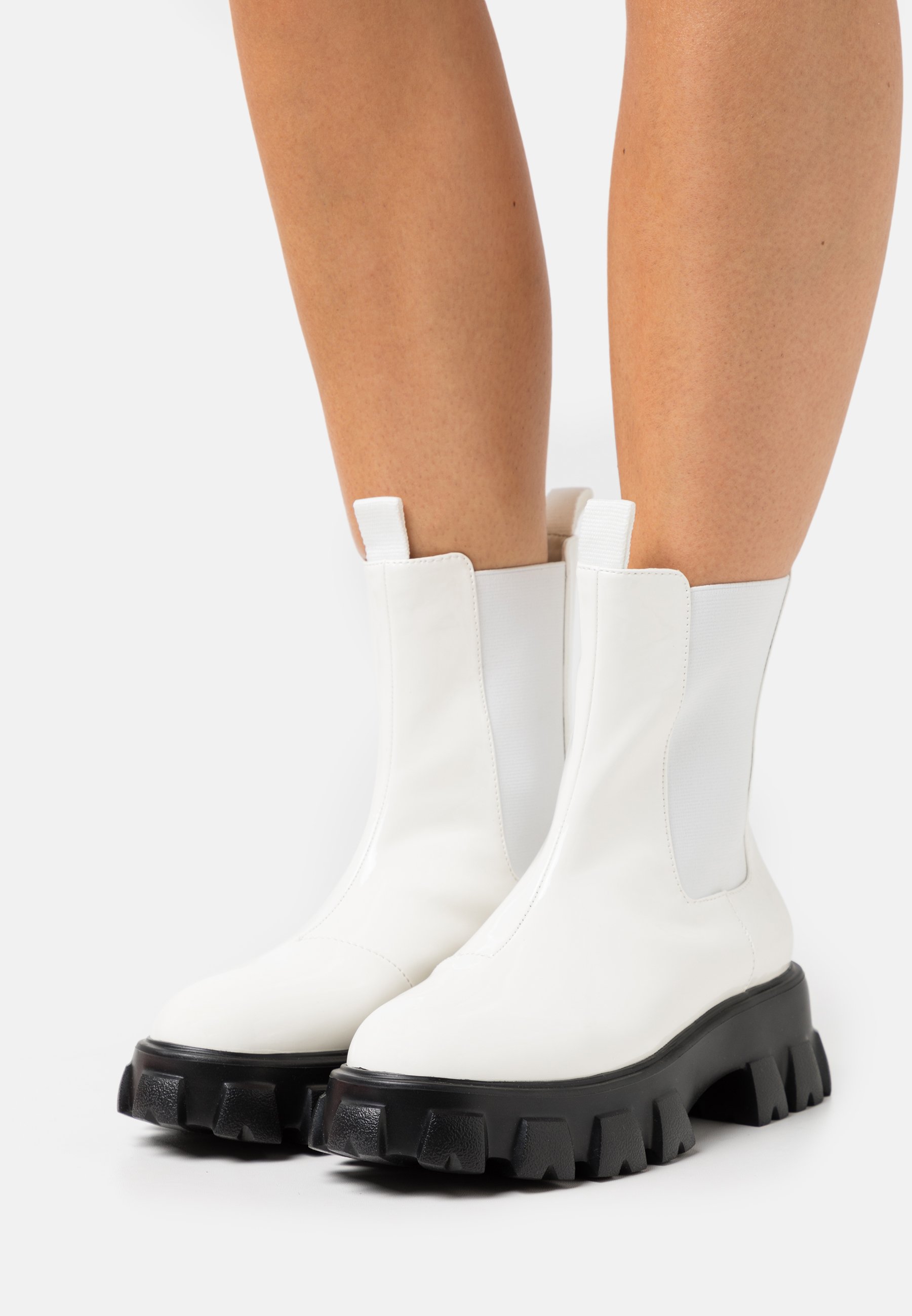 Nly by Nelly BITE IT CHELSEA BOOT 