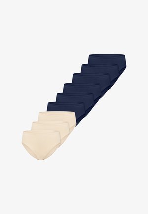 Sechs marineblaue und drei beige Damen-Slips, diagonal auf weißem Hintergrund angeordnet.