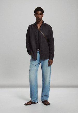 Mango, ADULT - Overhemd - black