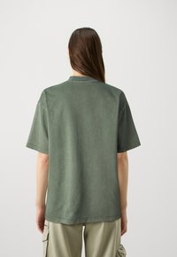 Samsøe Samsøe EIRA - Print T-shirt - forest night