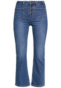 Jeans de mezclilla de tiro alto en azul medio, con cierre de botones, dos bolsillos frontales y un diseño de pierna acampanada. Textura suave, estilo clásico.