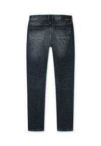 Donker gewassen denim jeans met een fitted pasvorm, voorzien van twee achterzakken en subtiele whisker-details langs de dijen.