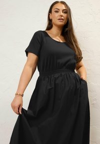Yours Clothing MIDAXI - Jerseykleid - black