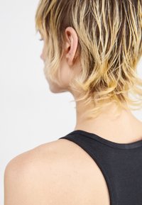 adidas Originals ESSENTIALS TANK DRESS - Obleka iz džersija - black