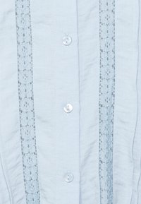 JDY JDYELLIS SHIRT - Blusa com botões - cashmere blue