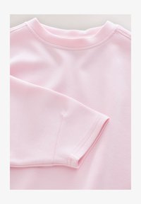Non sélectionné, pink