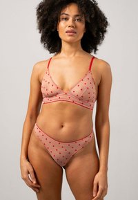 Understatement MESH TRIANGLE BRALETTE - Kaarituettomat rintaliivit - pale pink deep red