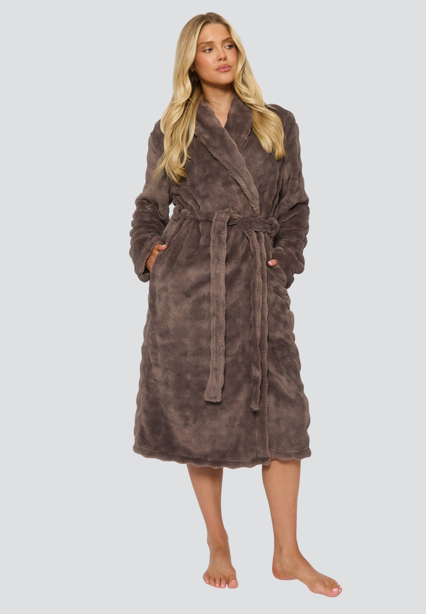 princess polly baby blue dress CHELSEA PEERS Shaul Maxi Dressing Gown In Sealskin Fleece - Brown