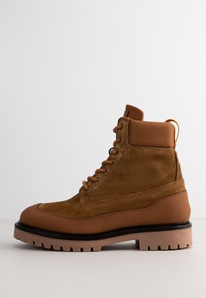 DALMONT - Lace-up ankle boots - tobacco brown