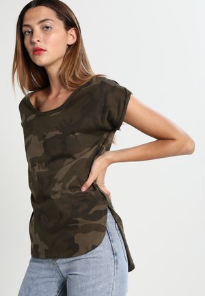 CAMO  - Nyomott mintás póló - olive