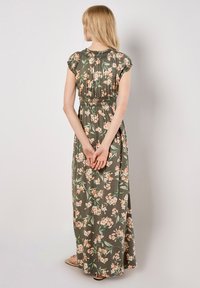 Apricot - Długa sukienka