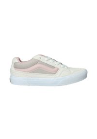 Zapatillas bajas de ante en color blanco roto, con acentos en beige y rosa empolvado. Cuenta con suela de goma blanca y diseño clásico de cordones.