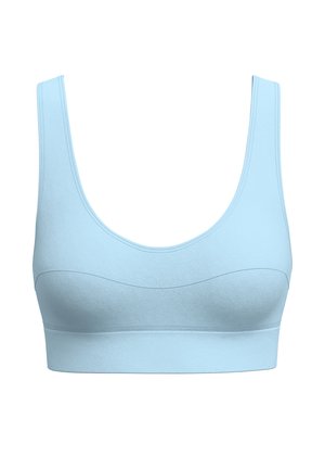 Hellblauer nahtloser Sport-BH mit breiten Trägern und geschwungenem Ausschnitt vor weißem Hintergrund.