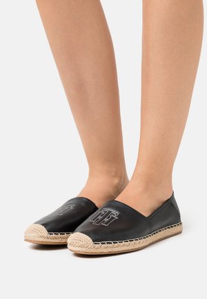 FEMININE - Espadrilles - black