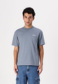 Barbour WALTON  - Basic T-shirt - washed blue