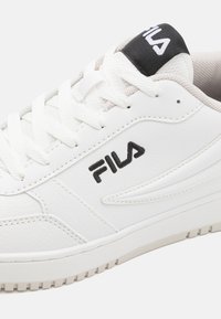 Fila REGA  - Sportcipő - white