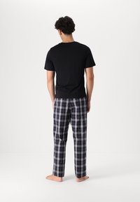 Jack & Jones JACLUCA TEE AND PANTS GIFTBOX - Pyjama - black
