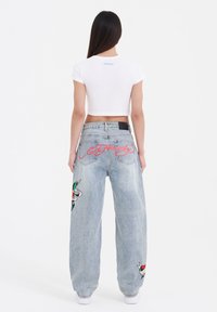 Ed Hardy KOI-BABY - Triko s potiskem - bright white