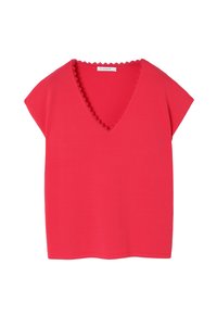 Unselected, coral