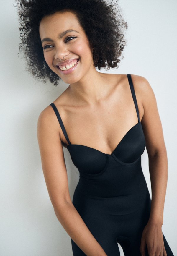 SUIT YOUR FANCY STRAPLESS CUPPED MID-TIGH BODYSUIT - Body3