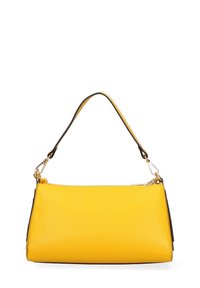 Borsa a tracolla in pelle gialla con forma rettangolare, caratterizzata da un'unica tracolla e sottili accenti neri lungo i bordi. Dettagli in hardware dorato.