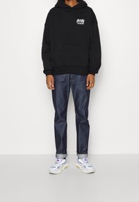 WRSTBHVR Jersey con capucha - black