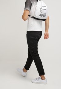 Jack & Jones T-shirt med print - black