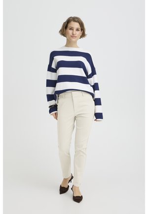 b.young DIXI  - Chino - humus